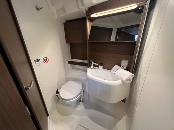 Beneteau Oceanis 51.1 | Panda 2