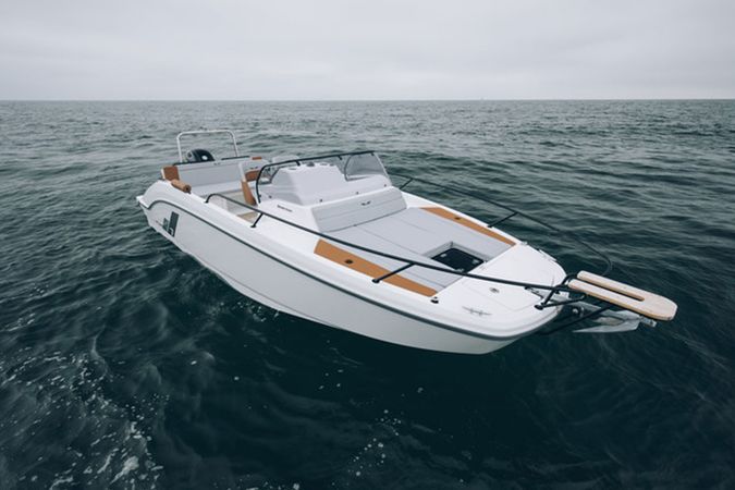 Beneteau Flyer 7 | Sundeck 1