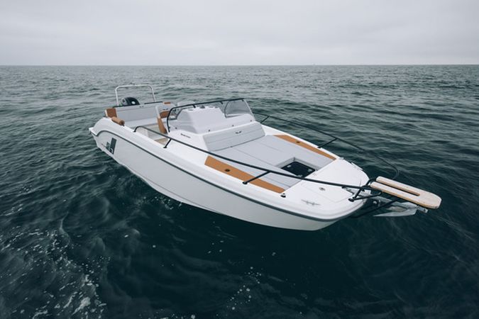 Beneteau Flyer 7 | Sundeck 2