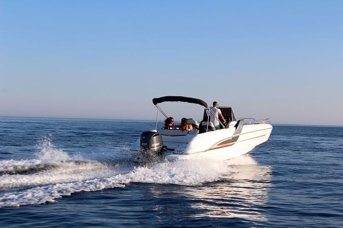 Beneteau Flyer 7.7 | Spacedeck