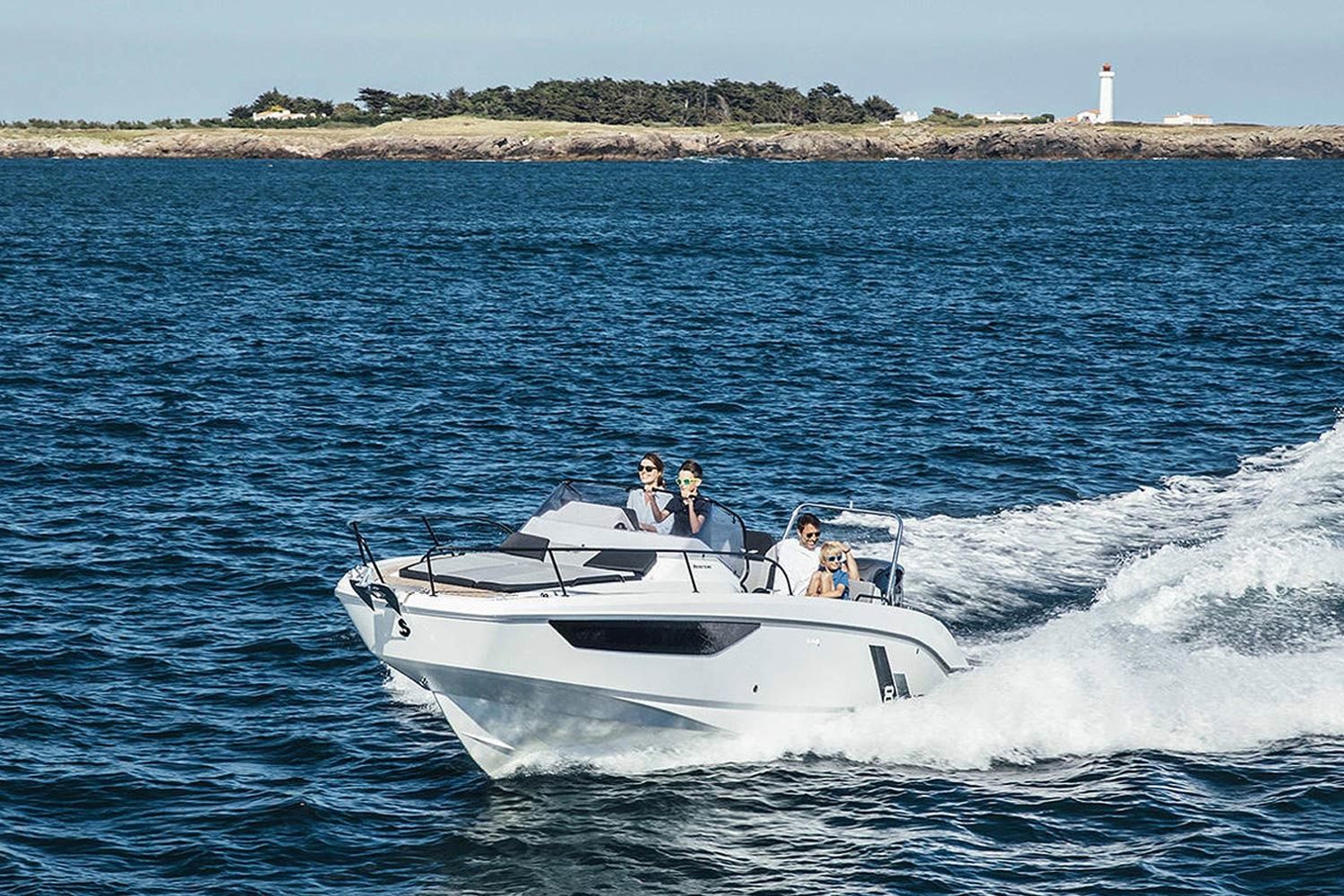 Beneteau Flyer 8 | Sundeck