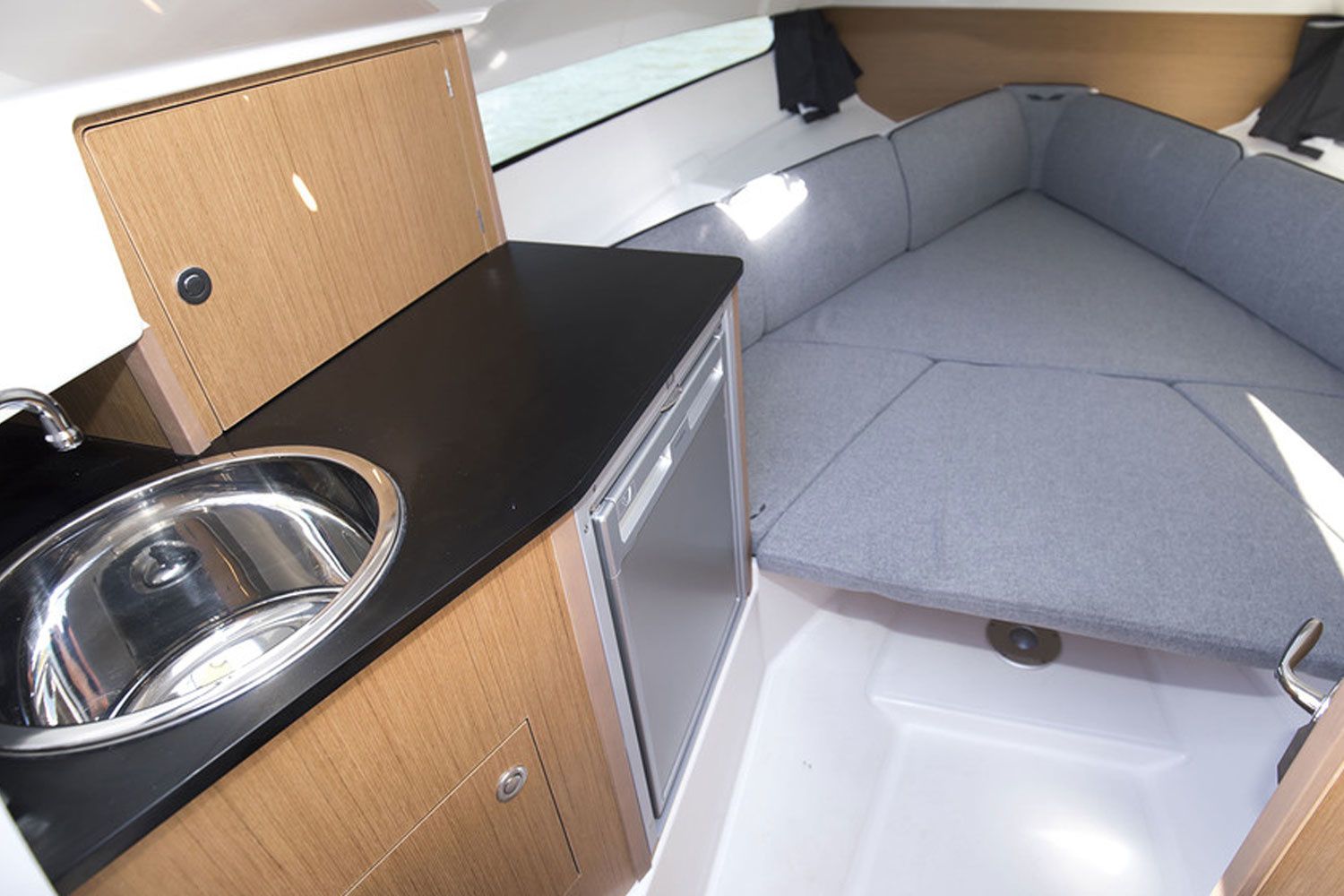 Beneteau Flyer 8 | Sundeck