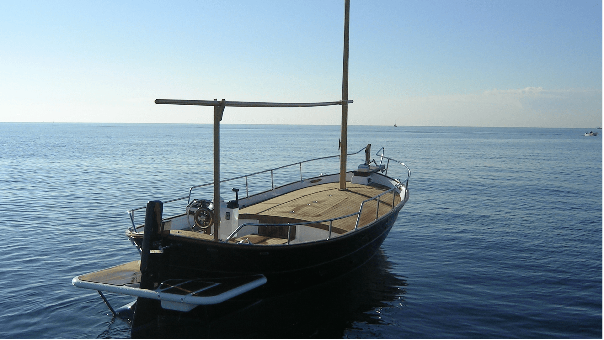 Custom Built Llaut | Petit Alejandra's