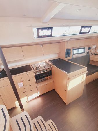 Bavaria C38 | Infinity