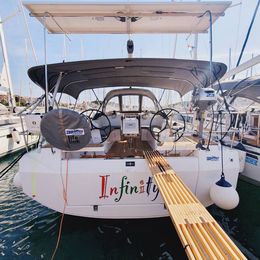 Bavaria C38 | Infinity