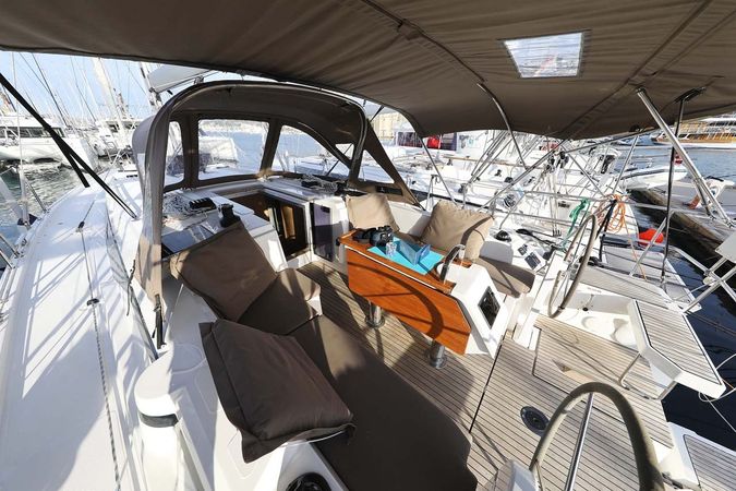 Bavaria C38 | Amore