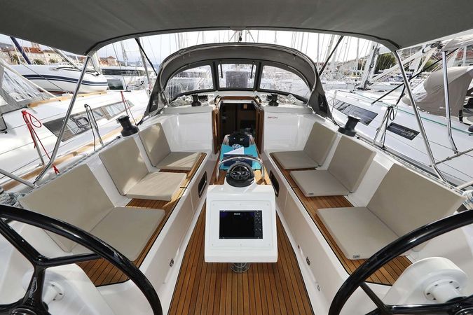 Bavaria Cruiser 41 | Anegada