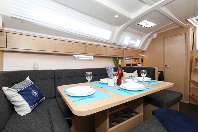 Bavaria Cruiser 41 | Anegada