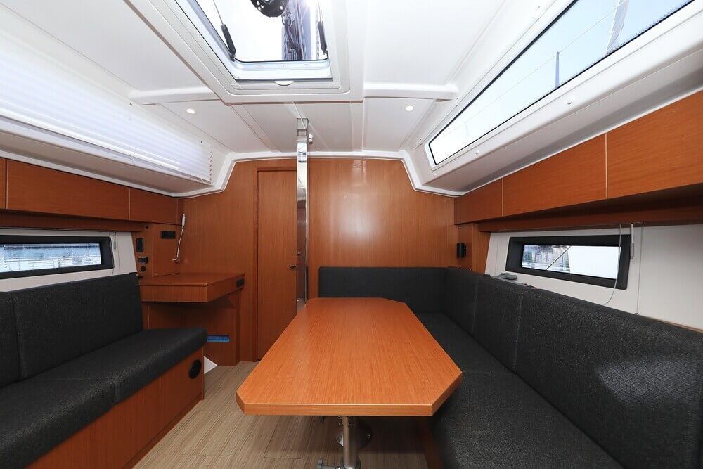 Bavaria C38 | Blue Note