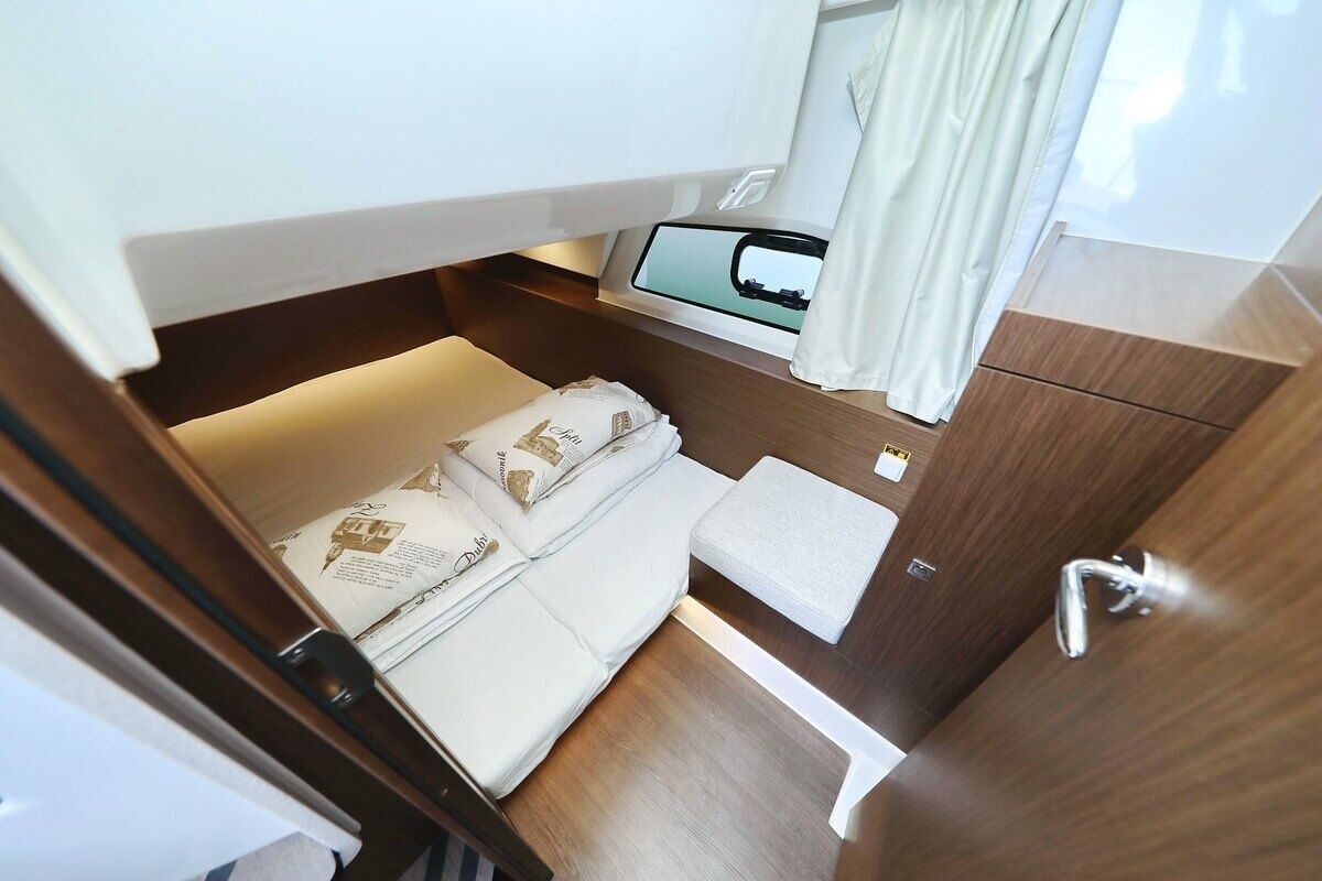 Jeanneau Merry Fisher 1095 | Fly Tana