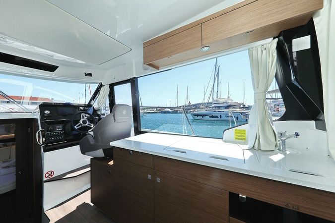 Jeanneau Merry Fisher 1095 | Fly Tana