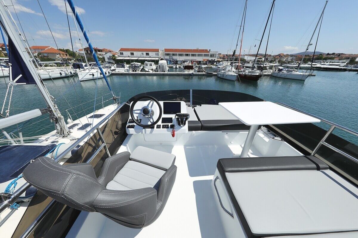 Jeanneau Merry Fisher 1095 | Fly Tana