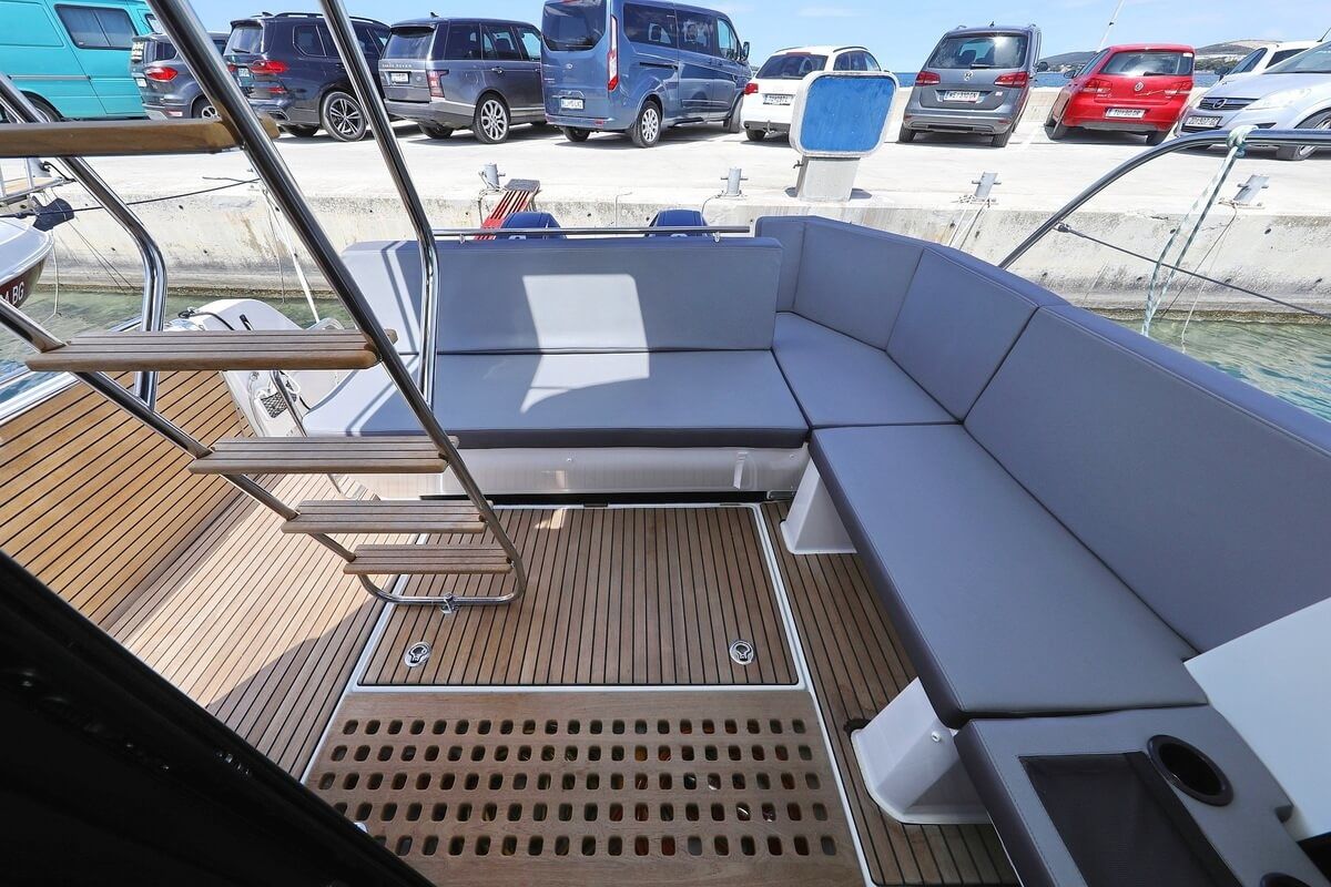 Beneteau Antares 11 Fly | Solis