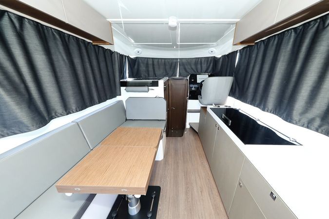 Beneteau Antares 11 Fly | Solis