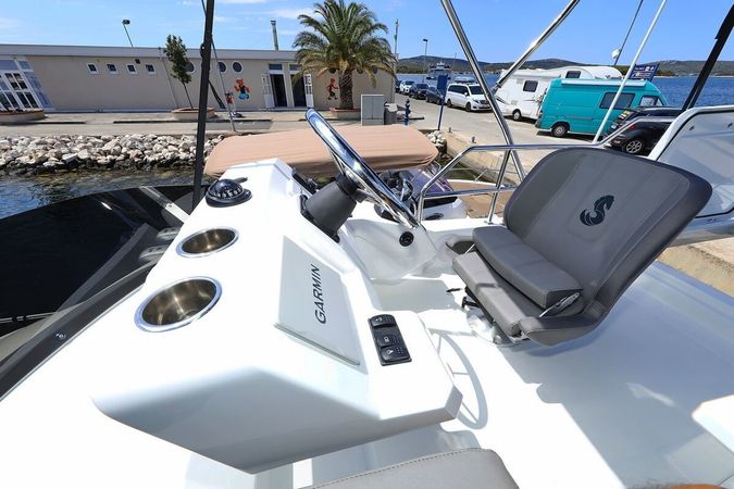 Beneteau Antares 11 Fly | Solis