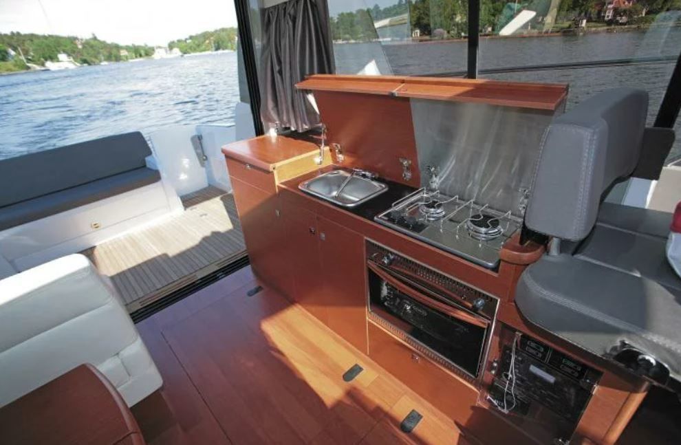 Jeanneau NC 11 | Izola