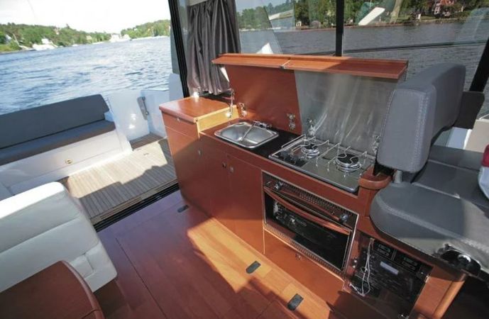 Jeanneau NC 11 | Izola