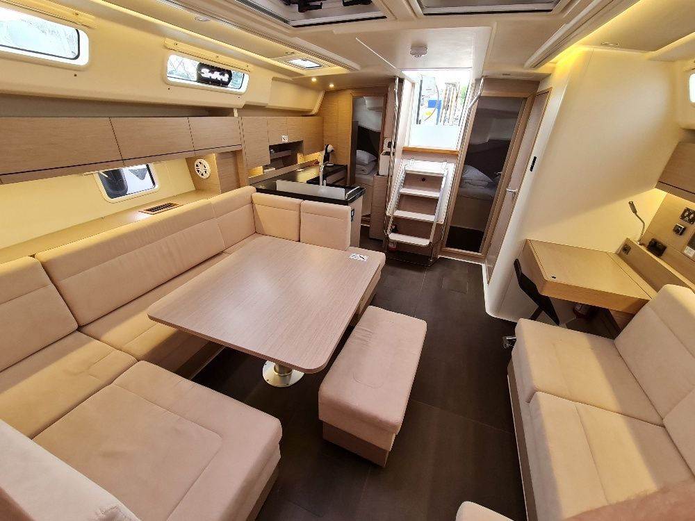 Hanse 458 | Ariel