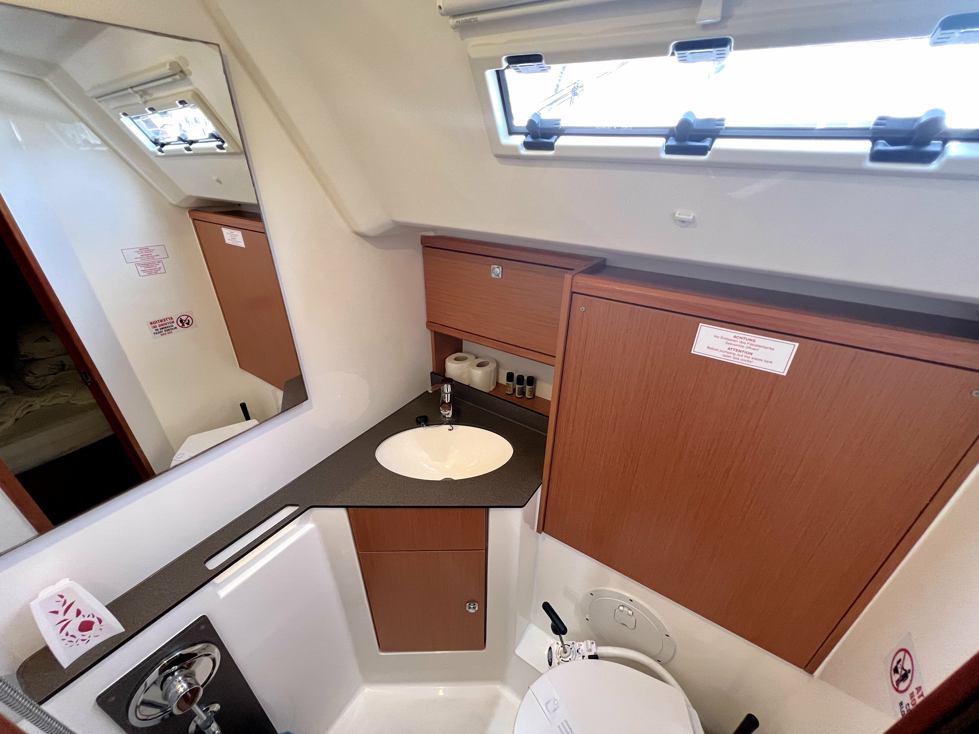 Bavaria Cruiser 46 | Amazing Grace