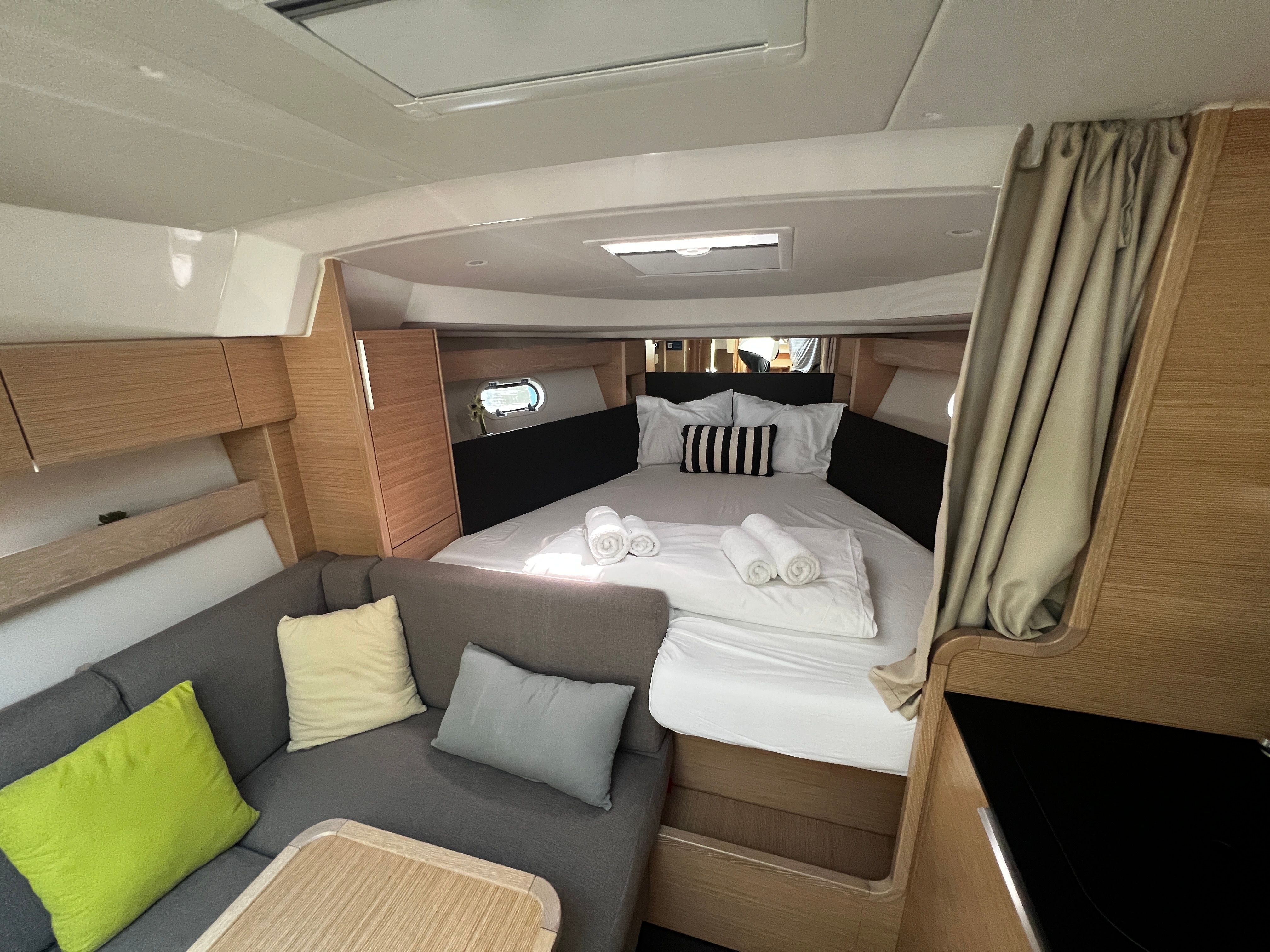 Bavaria S33 HT | Palermo