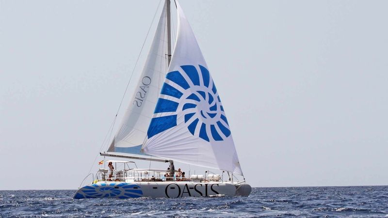 Custom Built 16 | Oasis