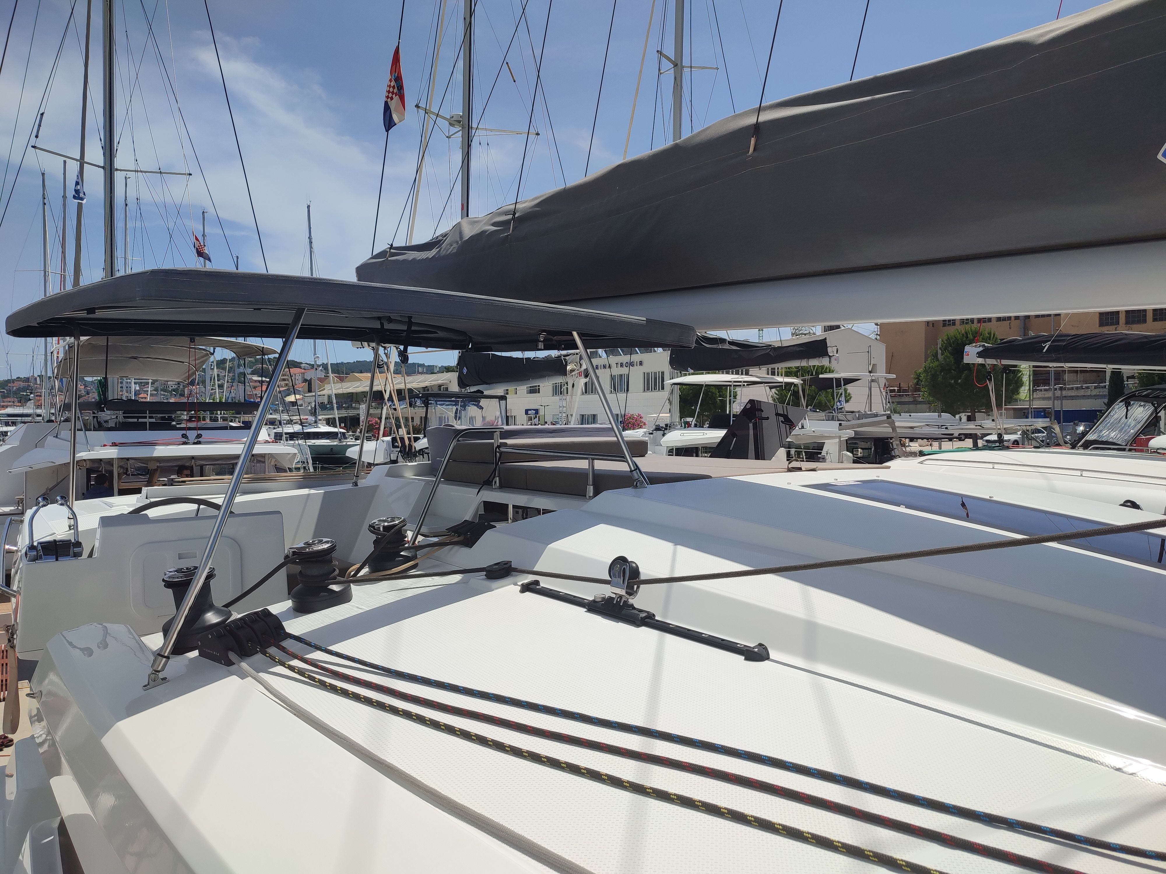 Fountaine Pajot Astrea 42 | La Mula