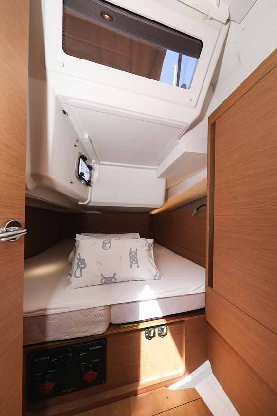 Jeanneau Sun Odyssey 440 | Follow Your Dream