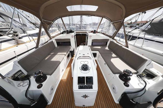 Jeanneau Sun Odyssey 440 | Follow Your Dream