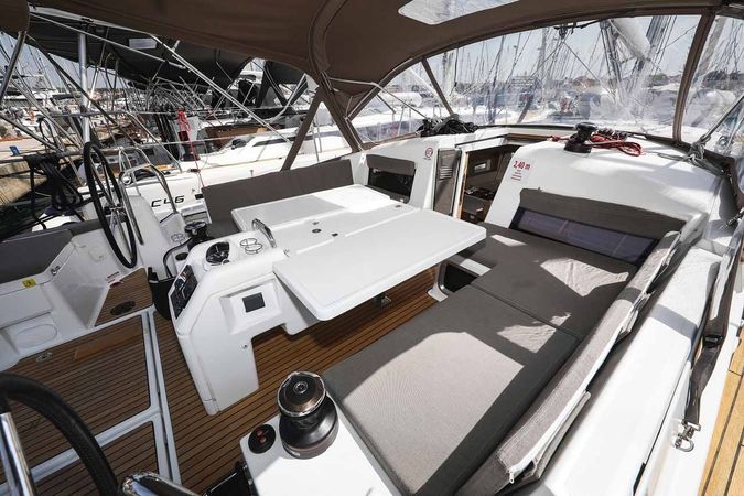 Jeanneau Sun Odyssey 440 | Follow Your Dream
