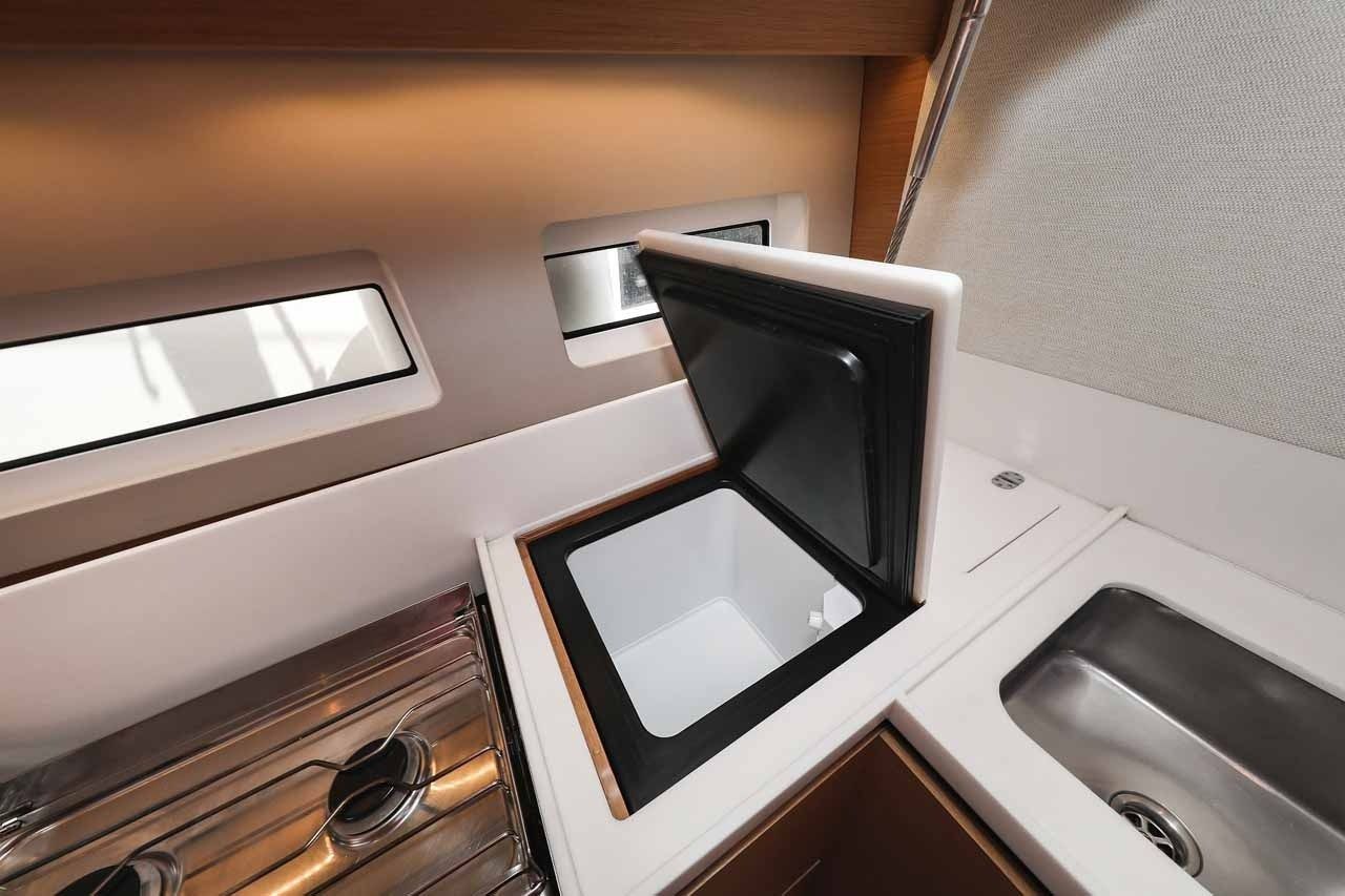 Jeanneau Sun Odyssey 440 | Follow Your Dream