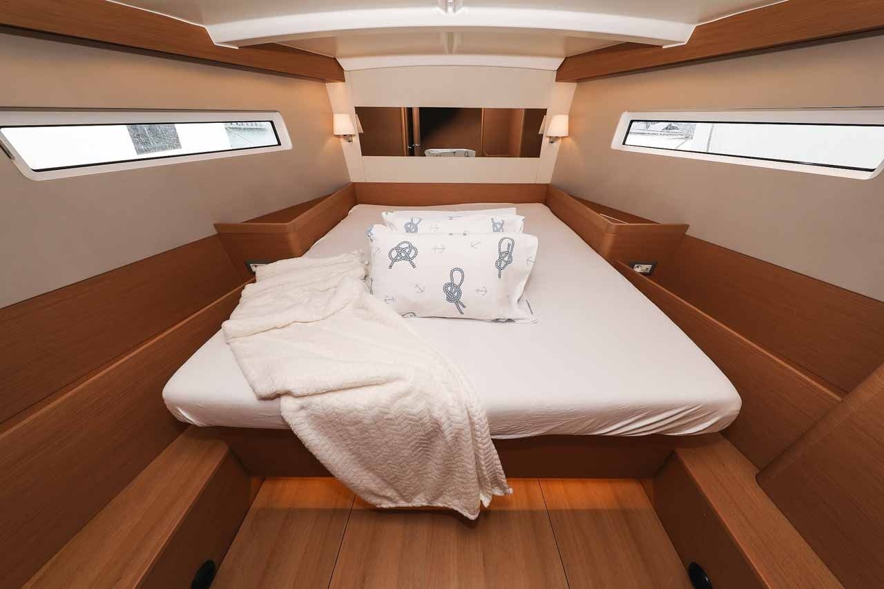Jeanneau Sun Odyssey 440 | Follow Your Dream