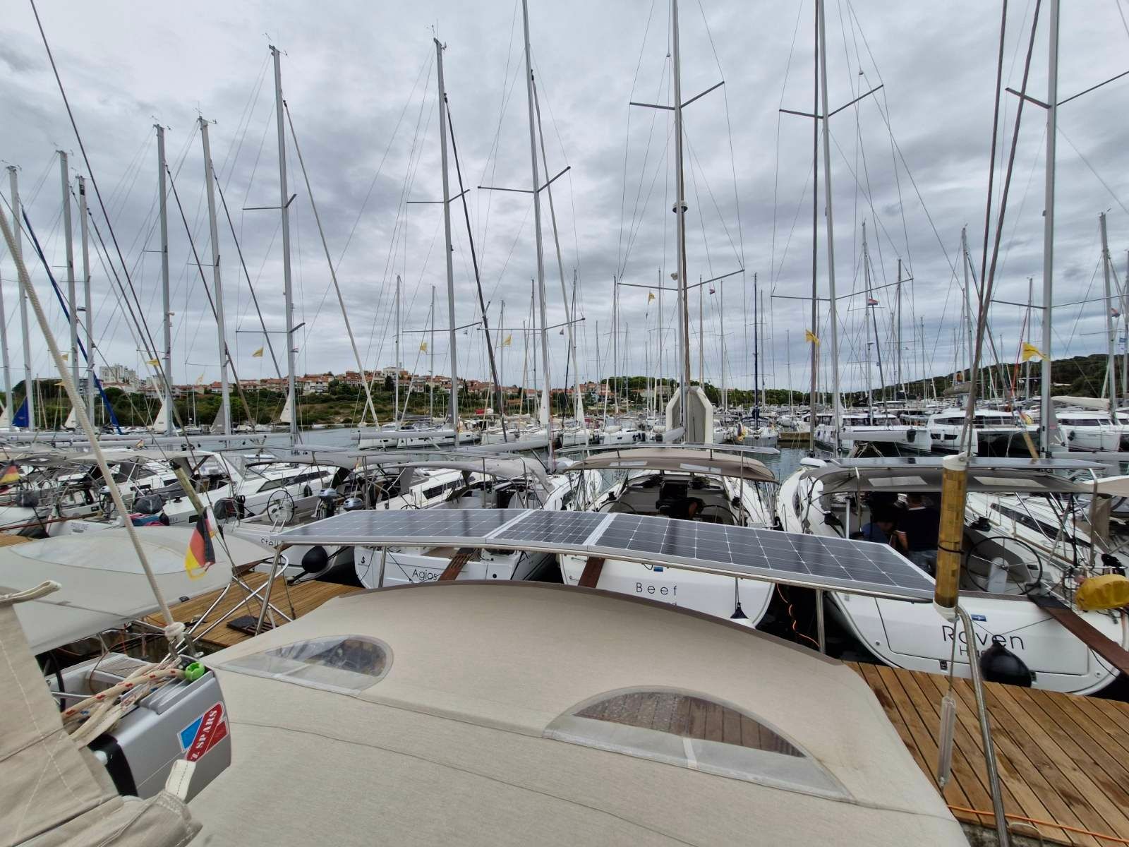 Dufour 390 | Elena