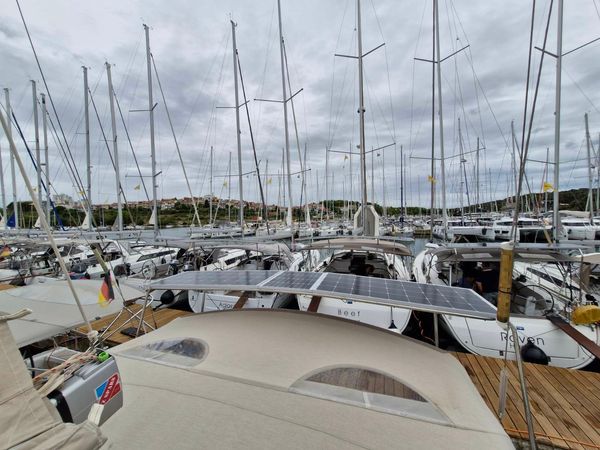 Dufour 390 | Elena