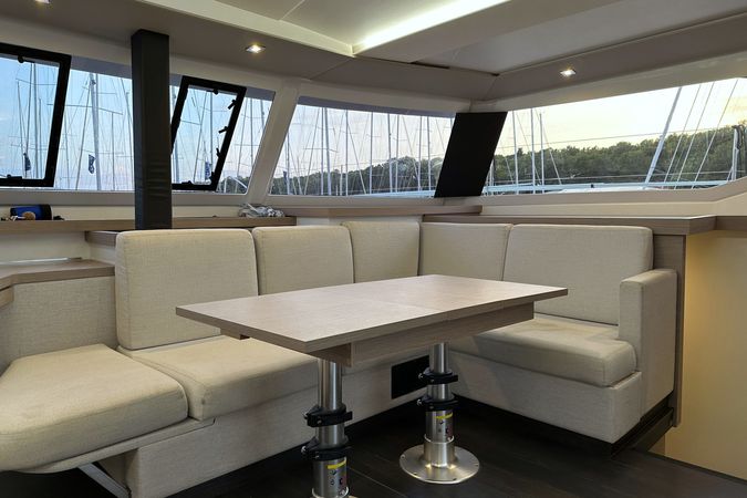 Fountaine Pajot Astrea 42 | Arisa