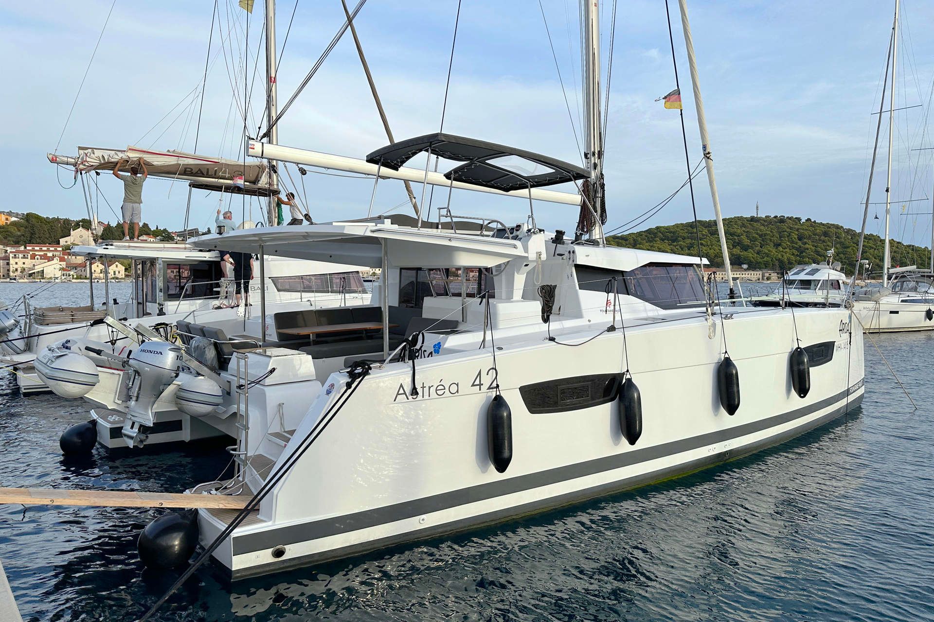 Fountaine Pajot Astrea 42 | Arisa