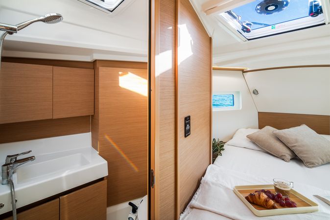 Jeanneau Sun Odyssey 380 | Nala