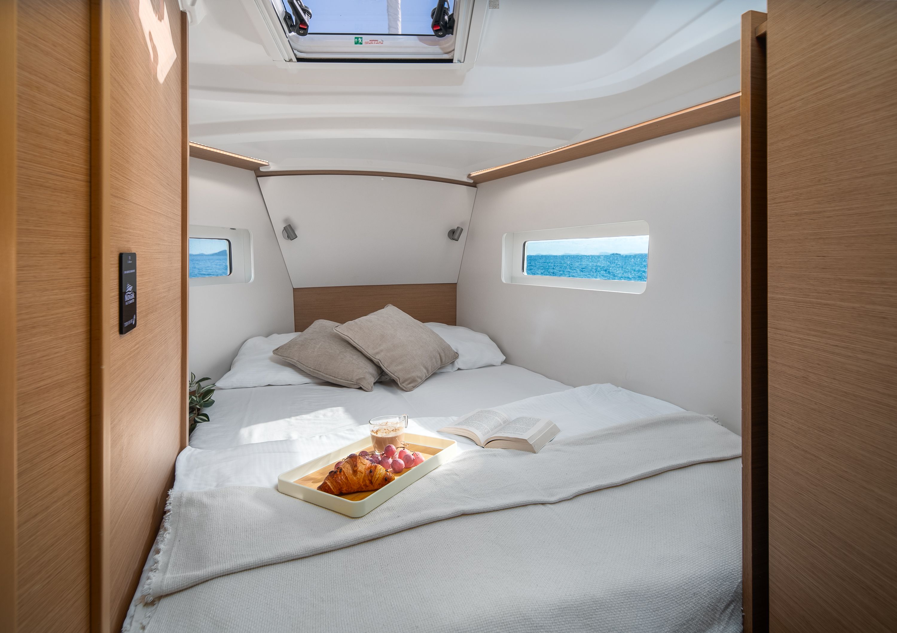 Jeanneau Sun Odyssey 380 | Nala