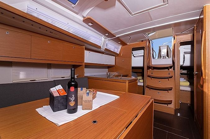 Dufour 390 | Barone