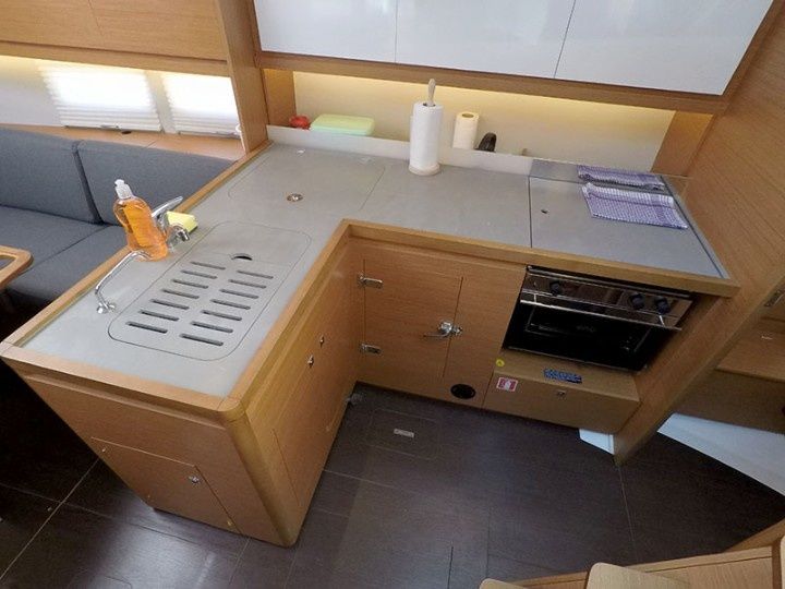 Dufour 390 | Barone
