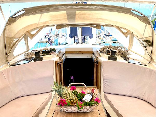 Bavaria Cruiser 40 | Priceless