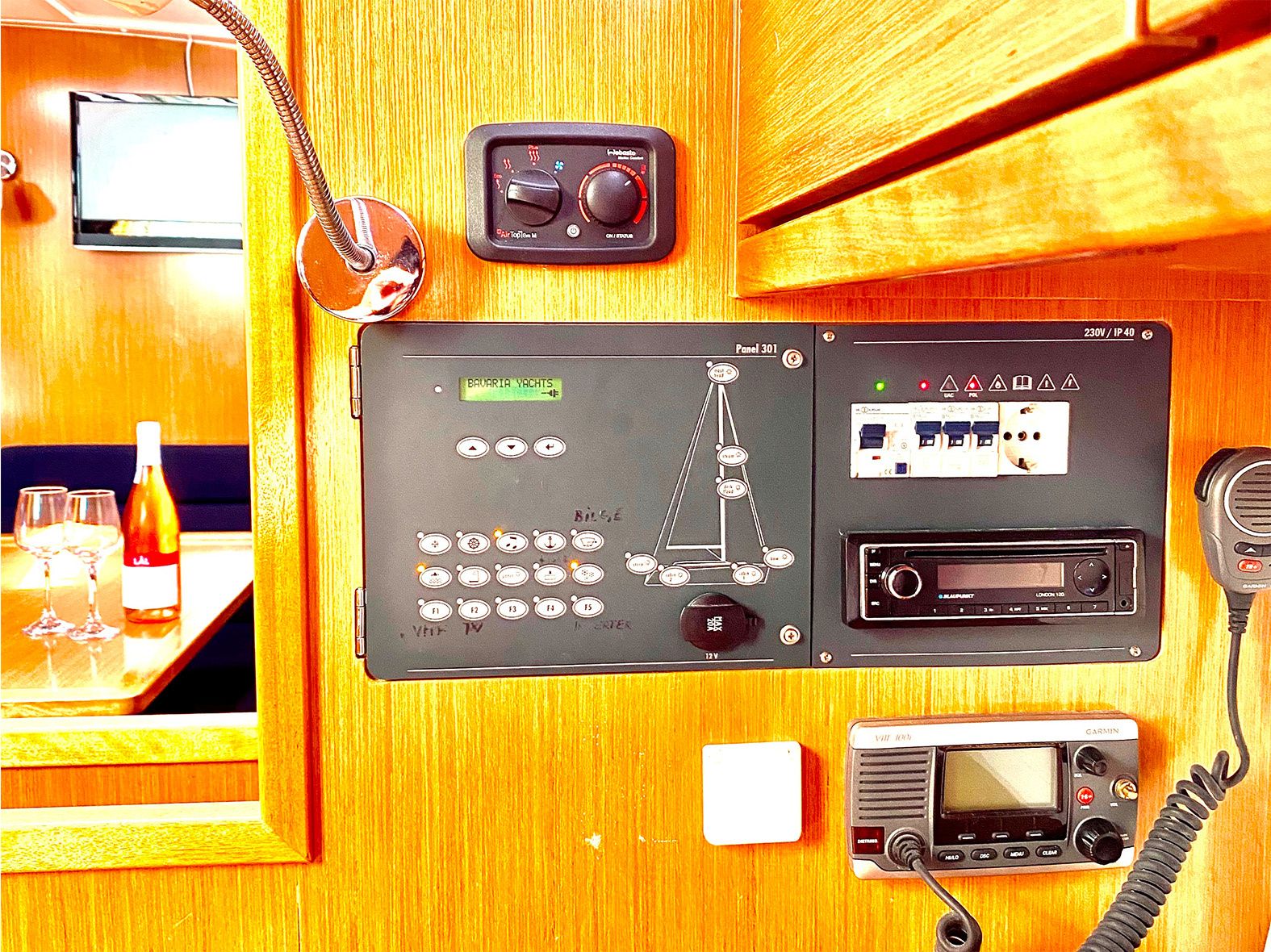 Bavaria Cruiser 40 | Priceless