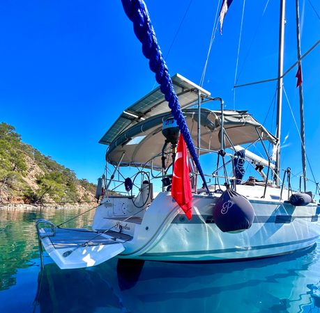 Bavaria Cruiser 40 | Priceless