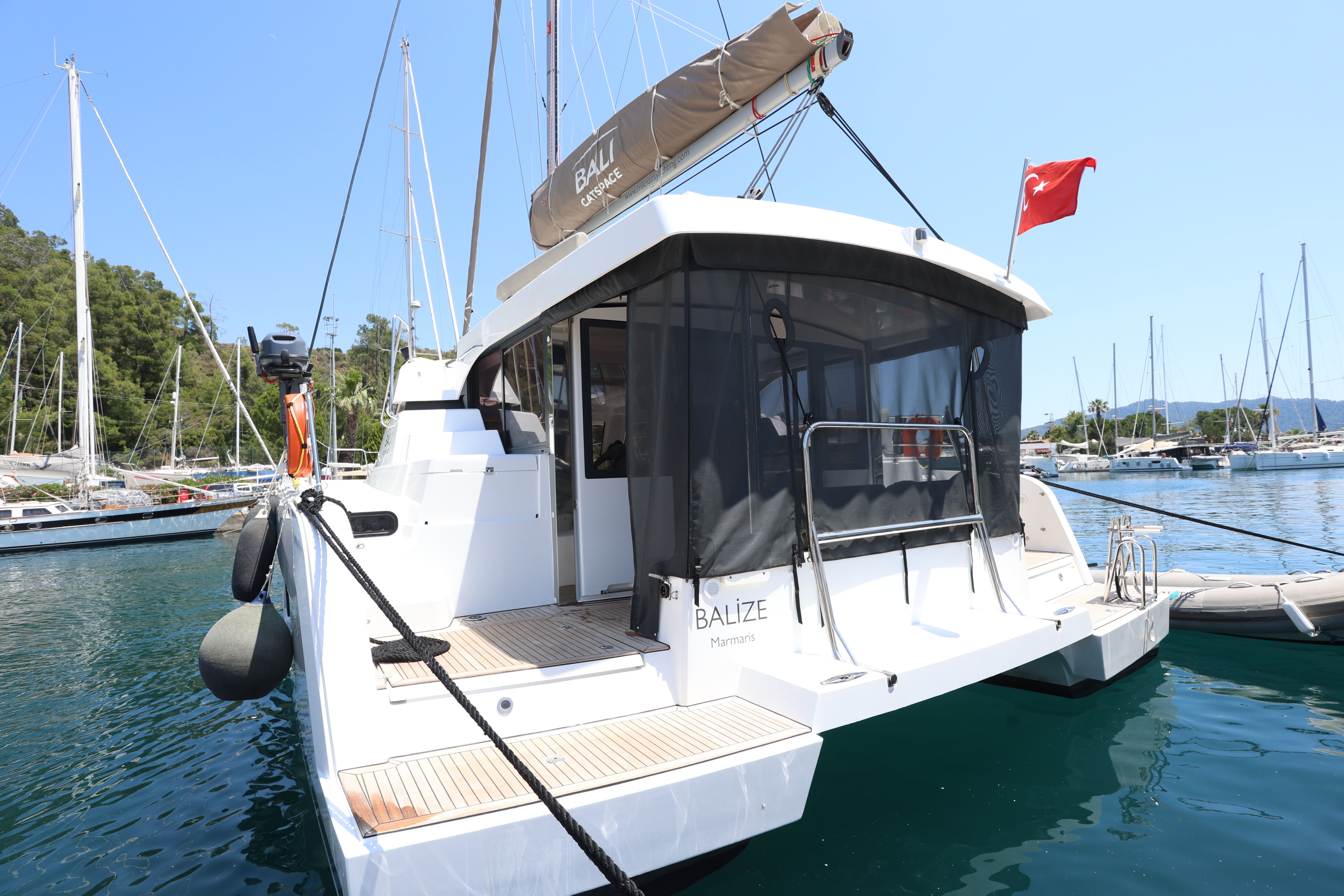 Bali Catspace | Balize