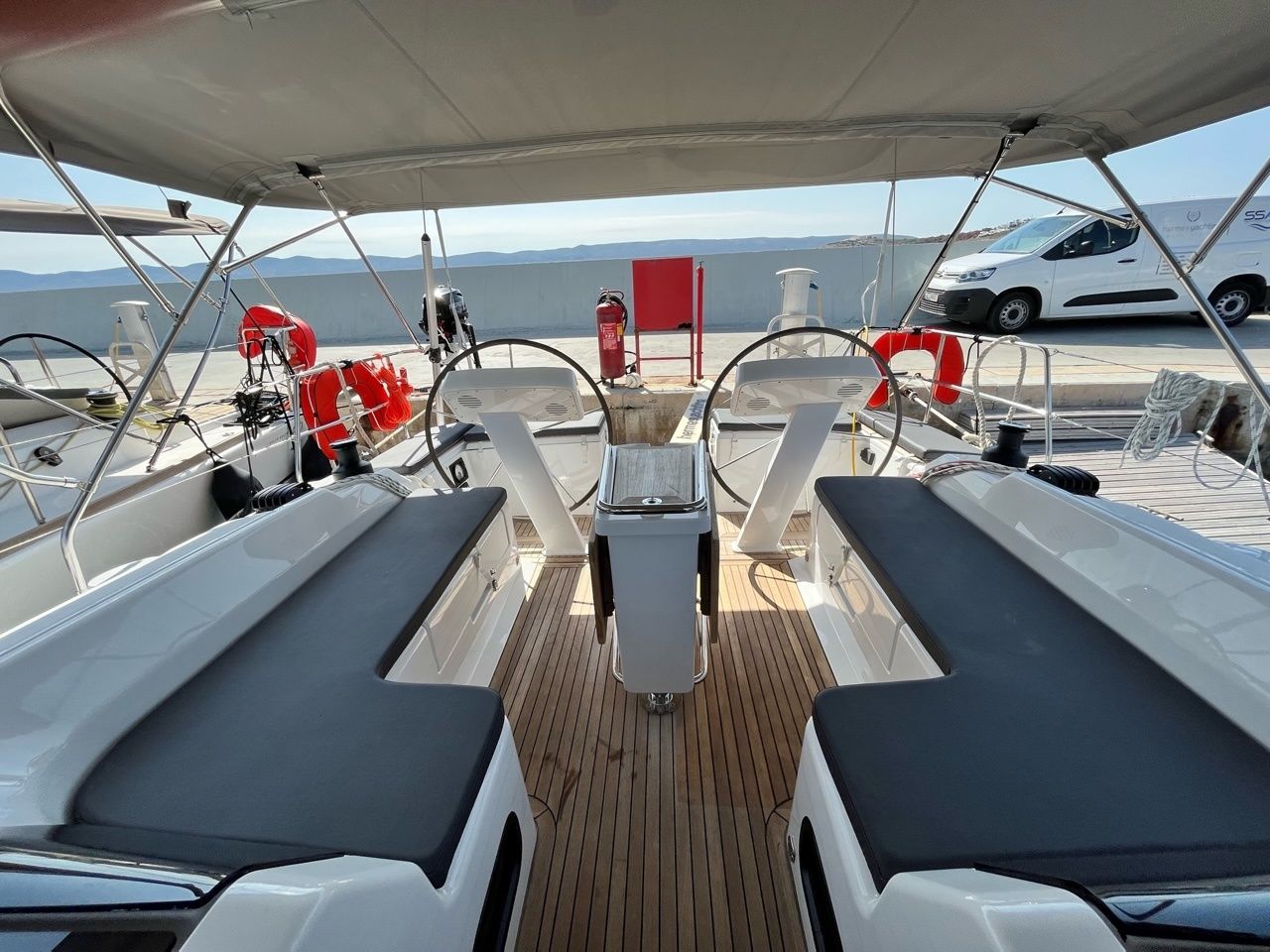 Hanse 458 | Avra