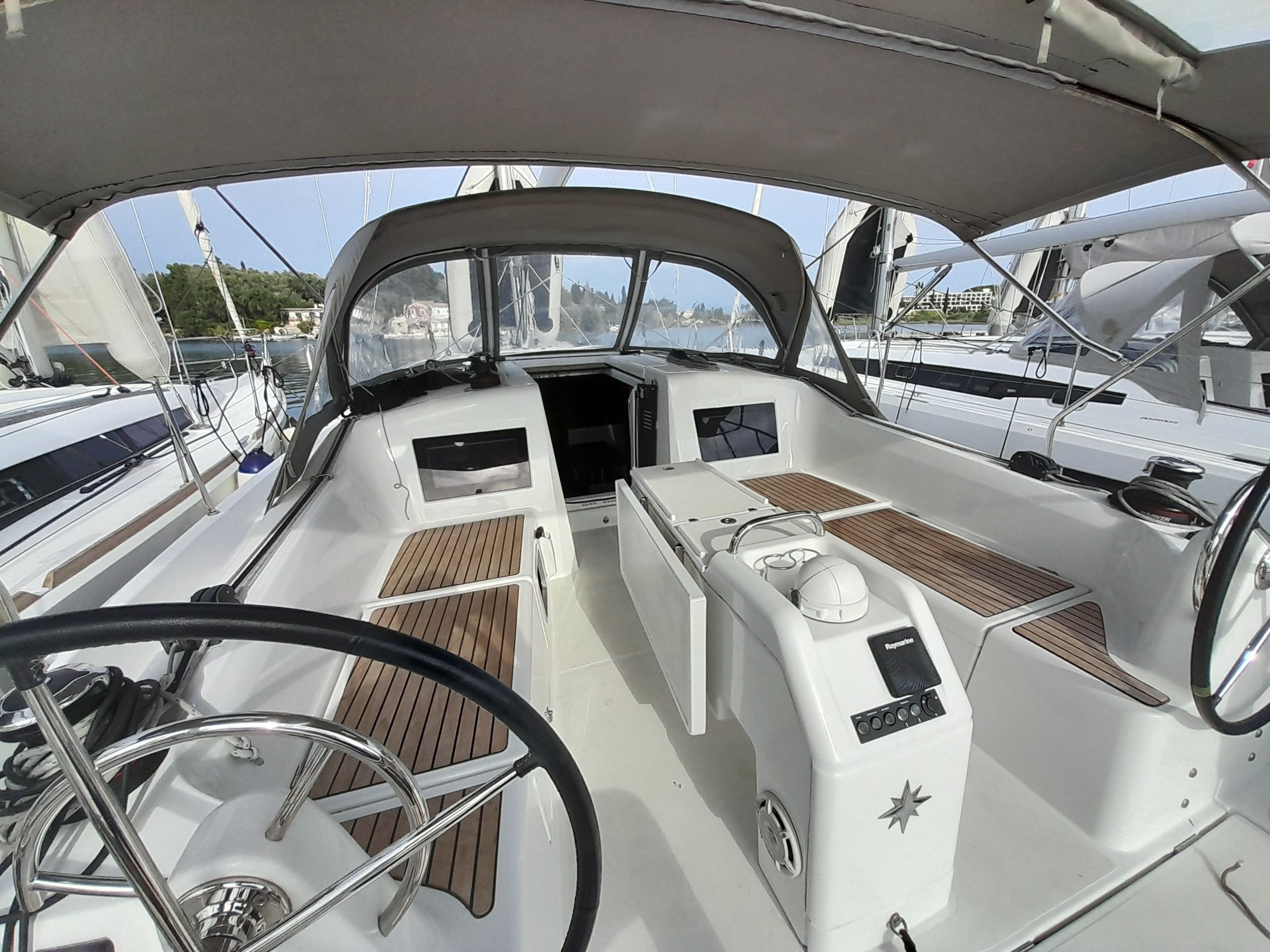 Jeanneau Sun Odyssey 410 | Aloha