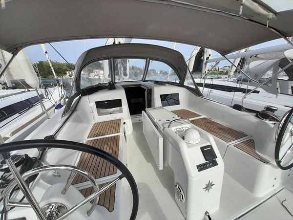 Jeanneau Sun Odyssey 410 | Aloha