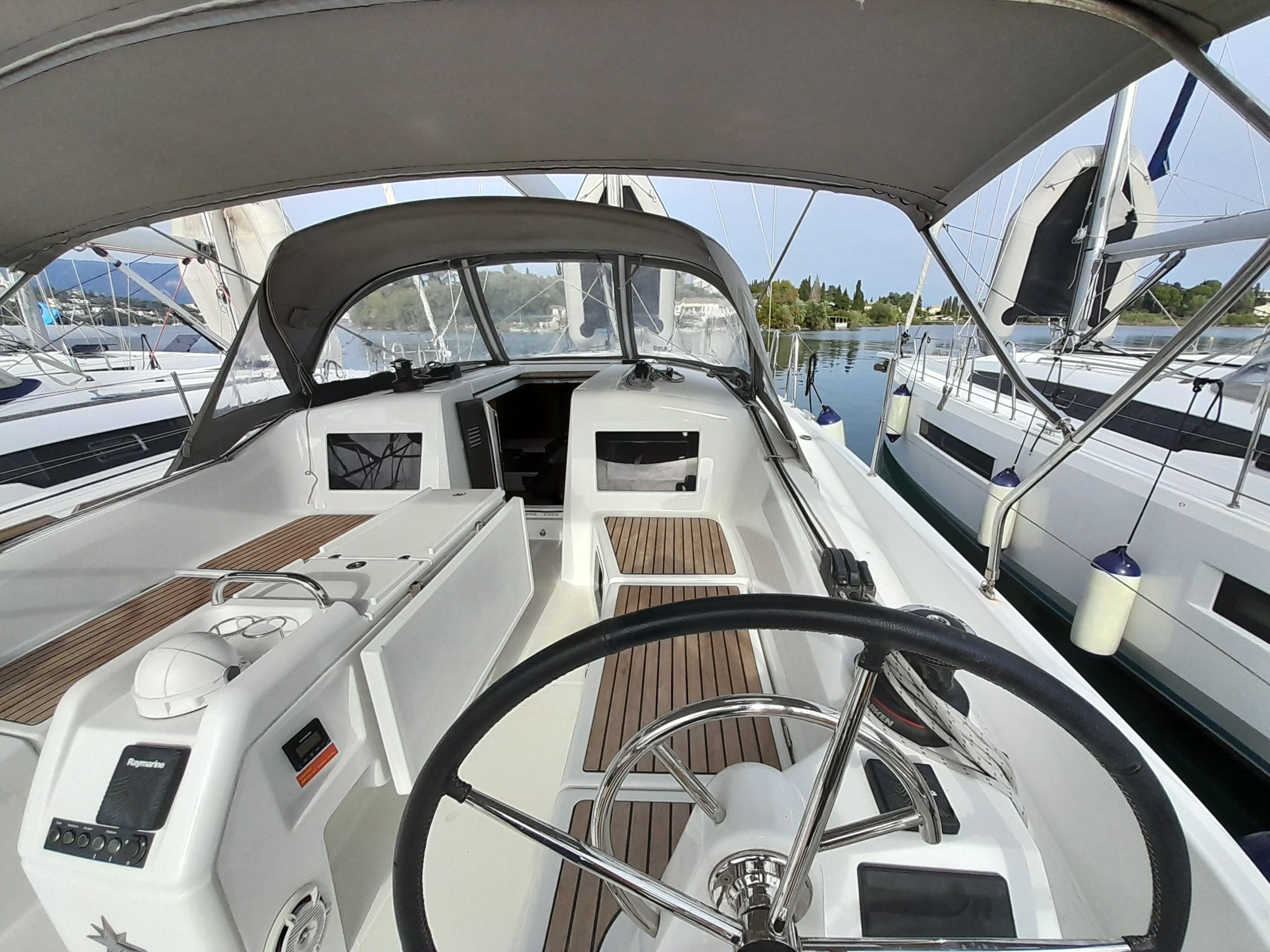 Jeanneau Sun Odyssey 410 | Aloha