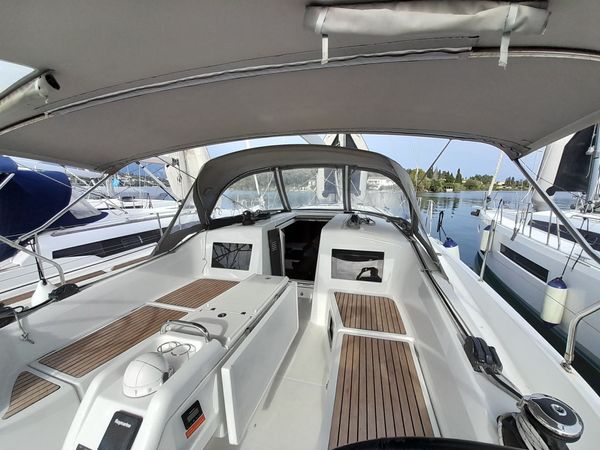 Jeanneau Sun Odyssey 410 | Aloha