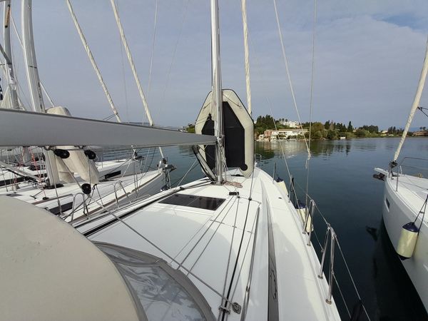Jeanneau Sun Odyssey 410 | Aloha