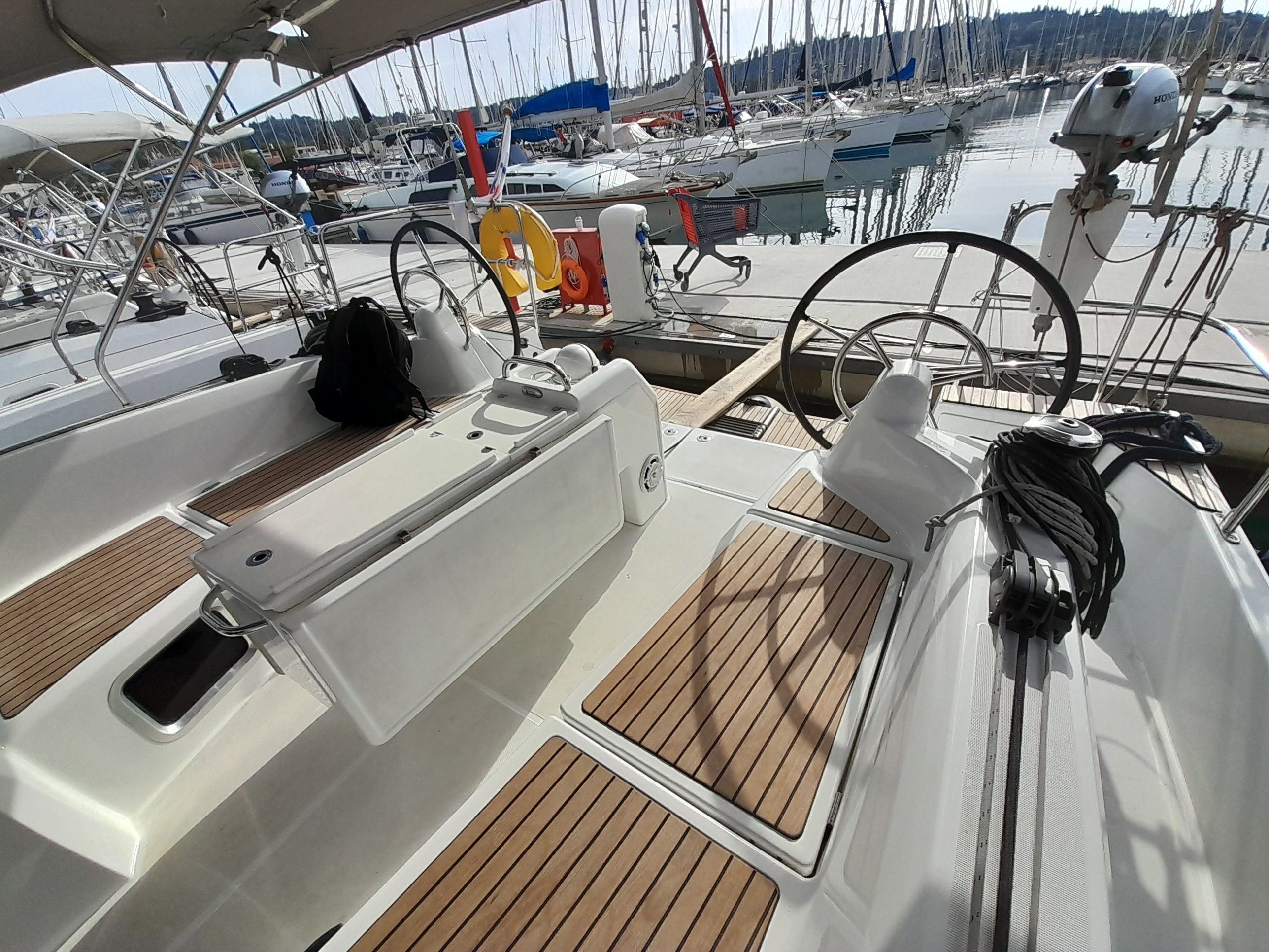 Jeanneau Sun Odyssey 410 | Aloha